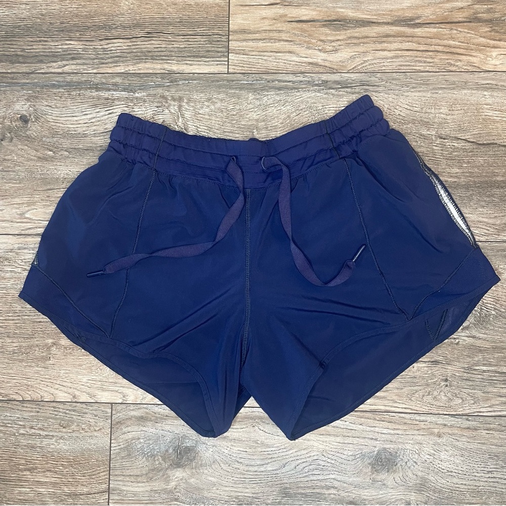 LULU LEMON SHORTS (6)